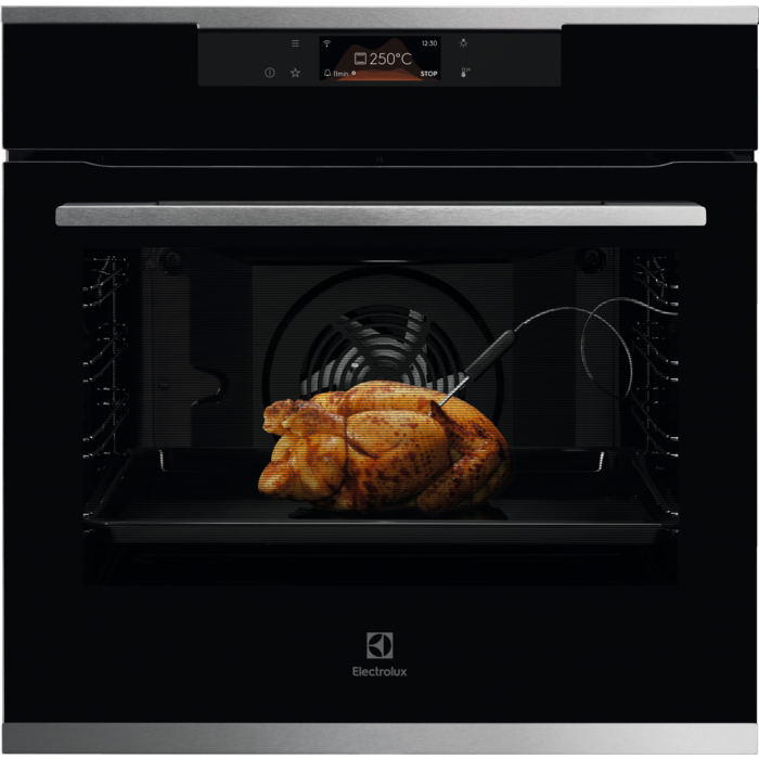 Electrolux 800 AssistedCooking Furrë